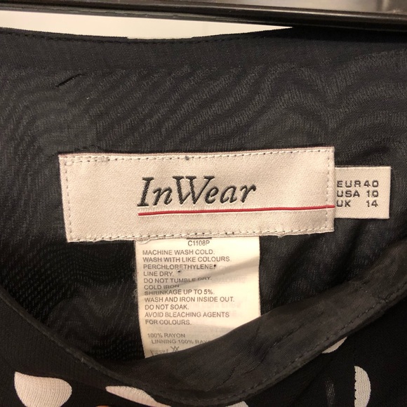 2-piece black and white In Wear top and skirt. Sizes 12 & 10. - Picture 7 of 12